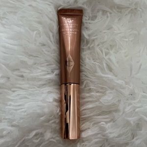 Charlotte Tilbury Beauty Light Wand in Pillow Talk
